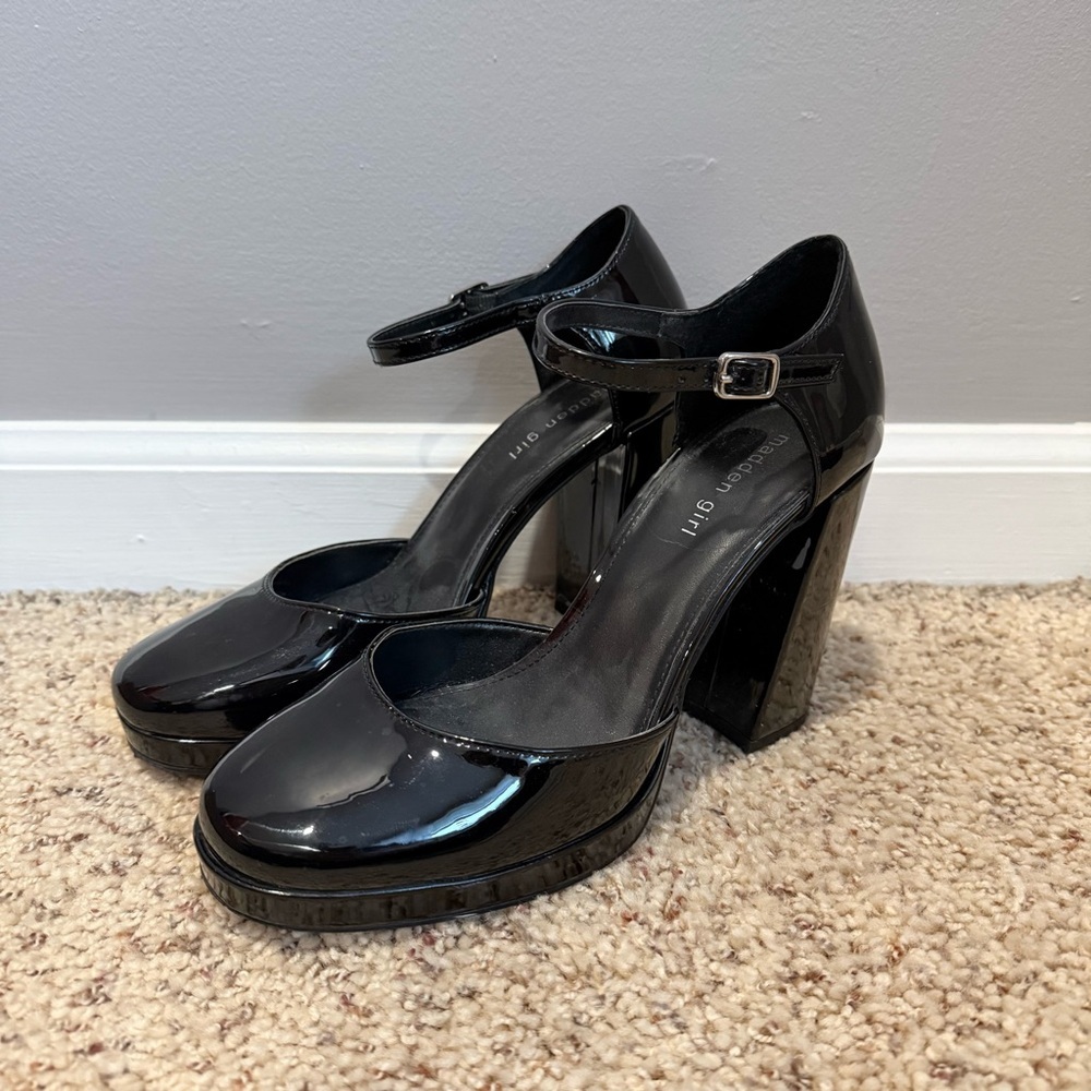 Madden Girl Black Patent Leather Pumps - Picture 2 of 4